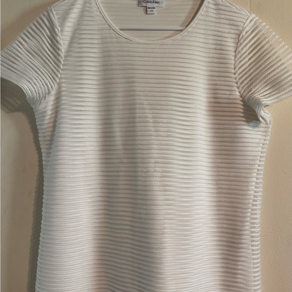 Calvin Klein Women's Cream Textured Short Sleeve Top